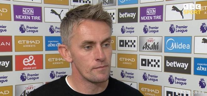 这些词背后 这些词背后