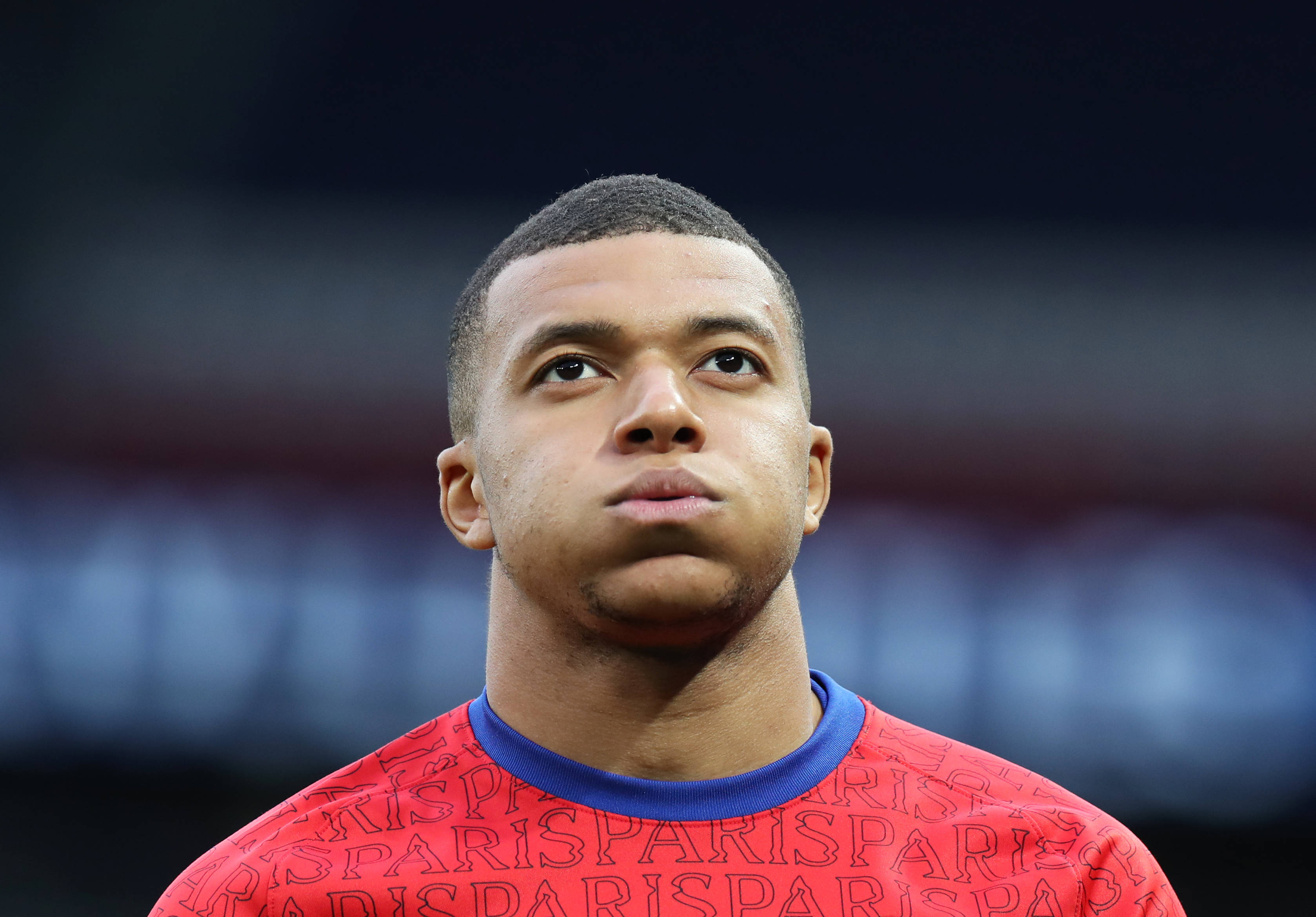 伦纳德回到 伦纳德回到