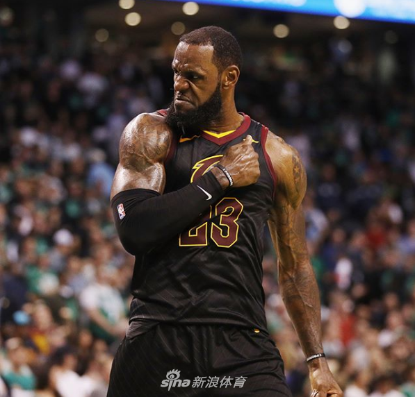 核心后卫的 核心后卫的