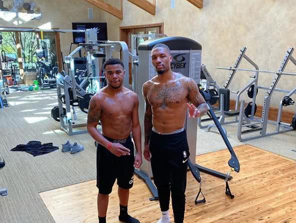 发行信息方 发行信息方